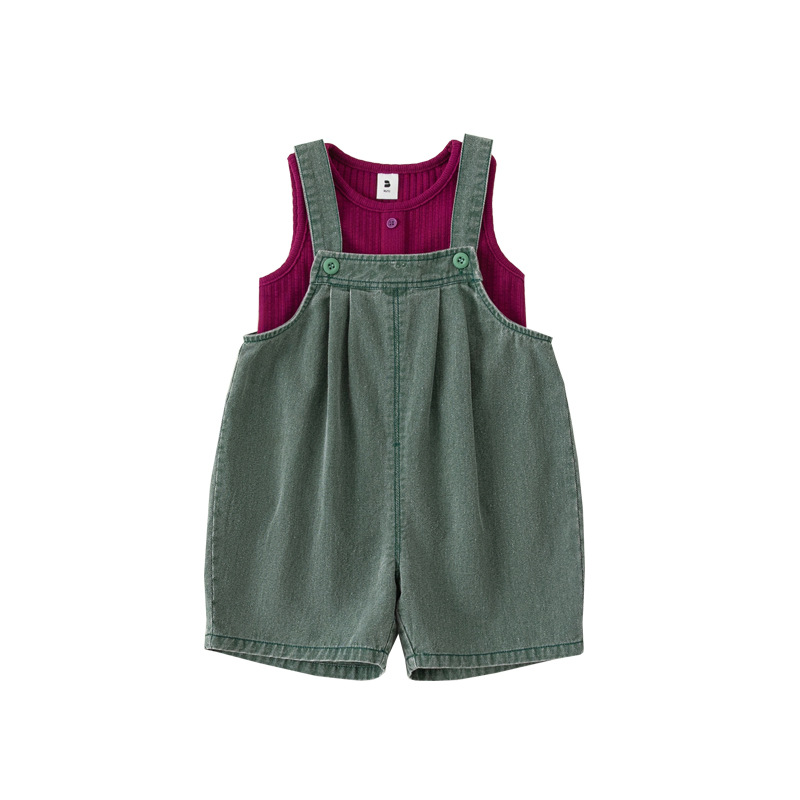 儿童背心白底实物图