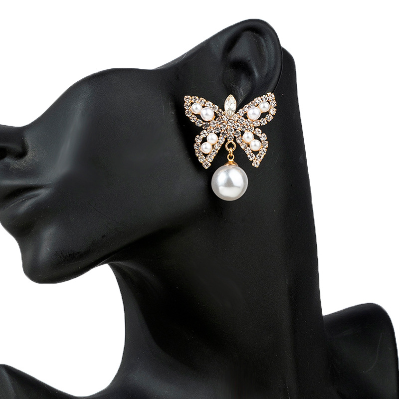 Cross-border Korean version full diamond bride wedding pearl butterfly earrings, women's design sense exquisite rhinestone claw chain earrings wholesale full figure