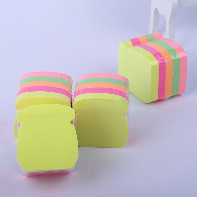 500 irregular-shaped sticky notes, including flower-shaped five-pointed stars and heart-shaped ones, are available for wholesale sale Application Scenario