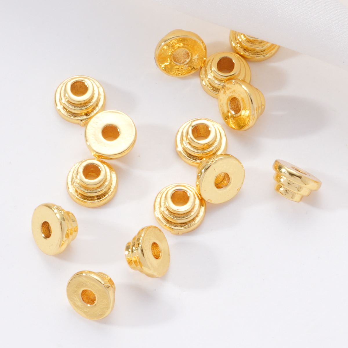 High-color retention bracelet, 18K copper-plated with hollowed-out zirconium beads and spacers, basic material accessories, diy flower stand details Picture