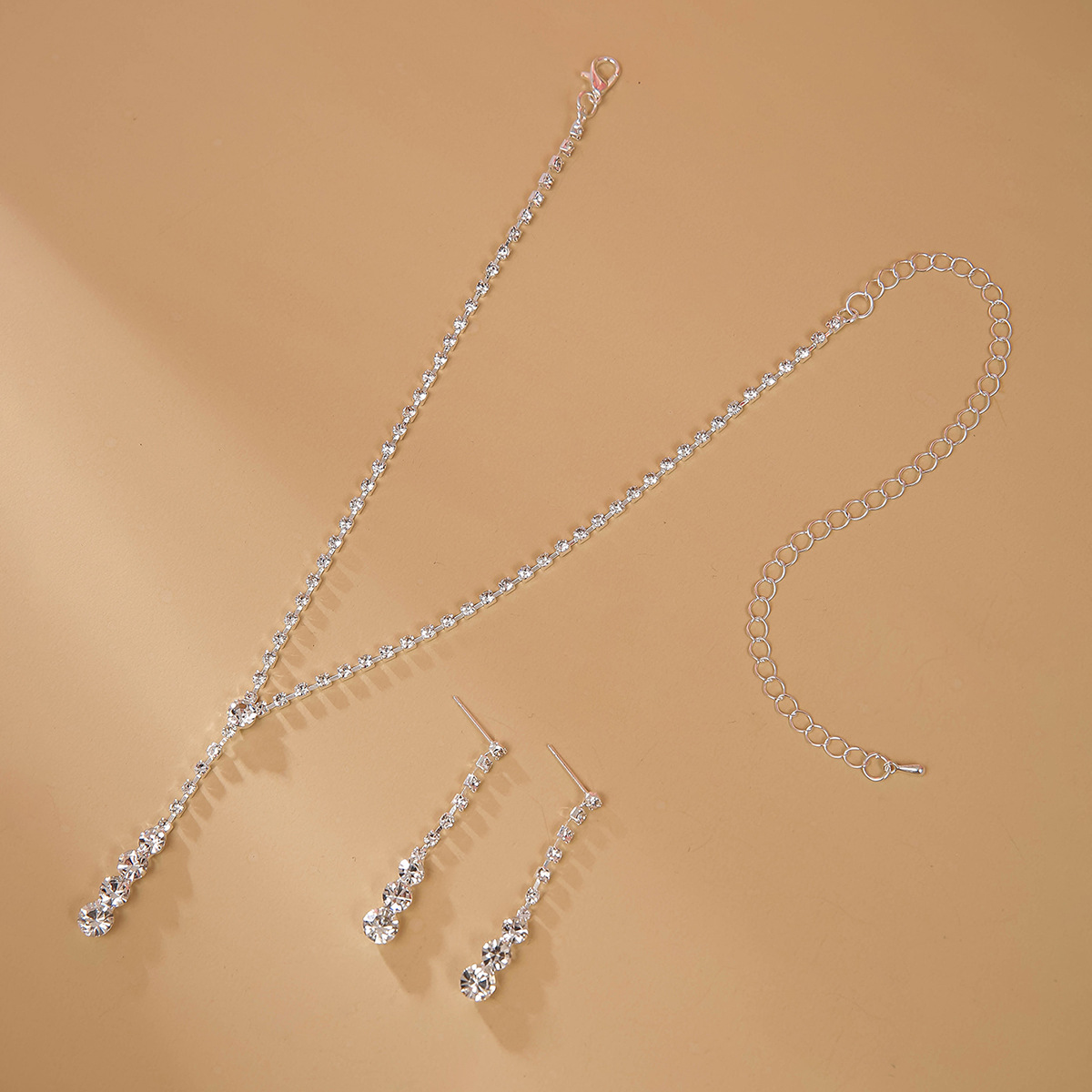 Fashionable European and American light luxury zircon necklace earrings set, bride's wedding dress evening gown accessories, dinner party accessories Specification image