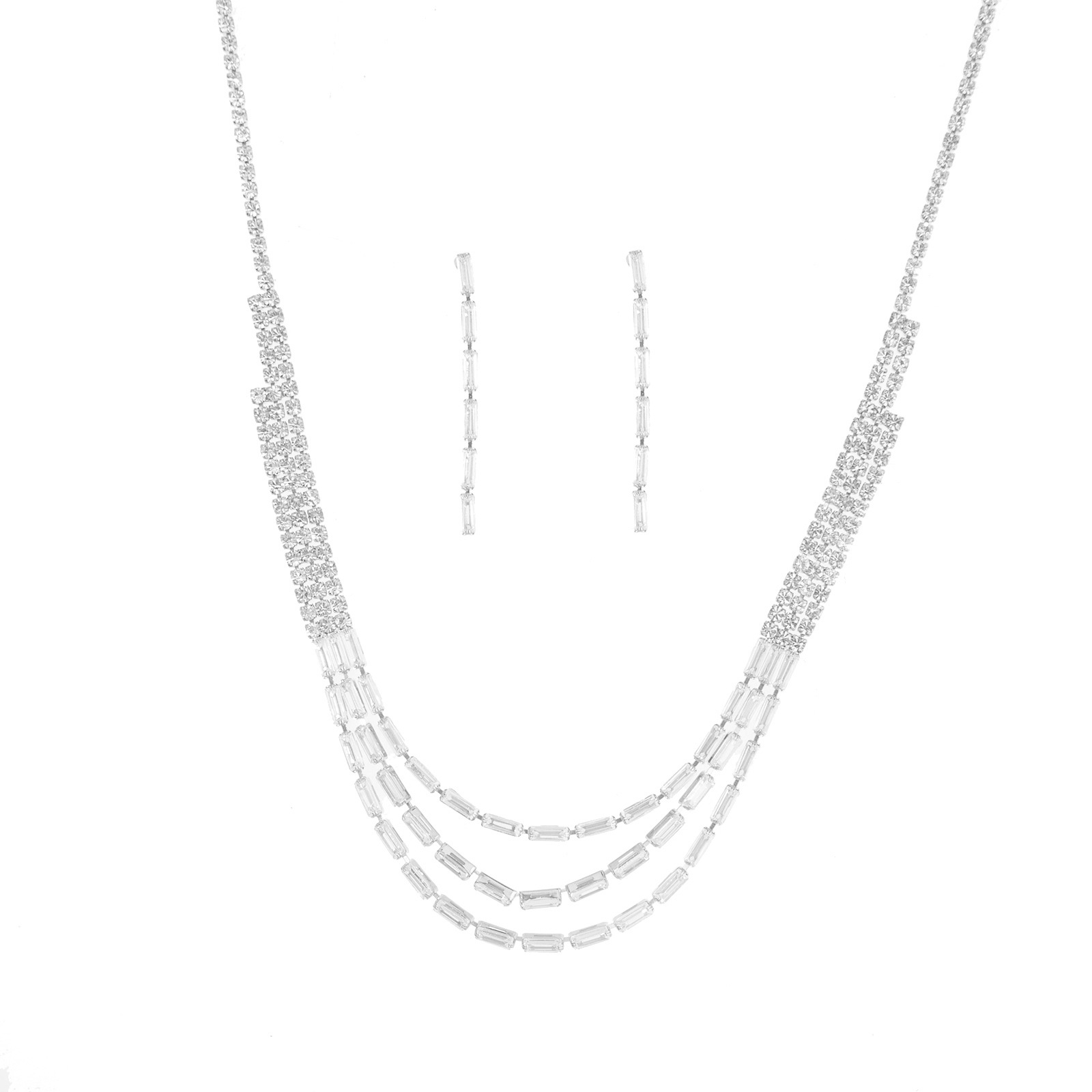 Factory supply: Cross-border multi-layer layered zirconia necklace + earrings two-piece set, full diamonds, shiny and fashionable, versatile jewelry chain for parties and banquets Application Scenario