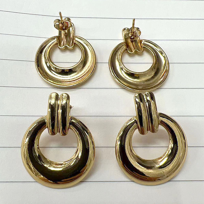French retro InS-style copper gold-plated earrings for women, cross-border light luxury and niche design sense earrings and earrings accessories wholesale