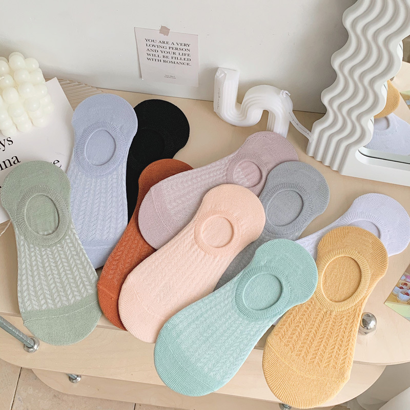Women's spring and summer thin, shallow-mouthed, invisible boat socks, anti-slip and non-removable, as well as mesh breathable and odor-resistant short socks wholesale Specification image