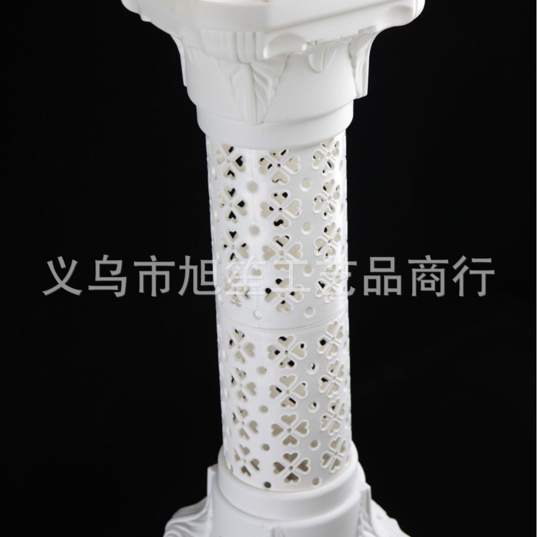 The stage props and ornaments for the wedding hotel are placed with golden plastic Roman Columns and leading decorations, measuring 32.5*32.5*91cm Application Scenario