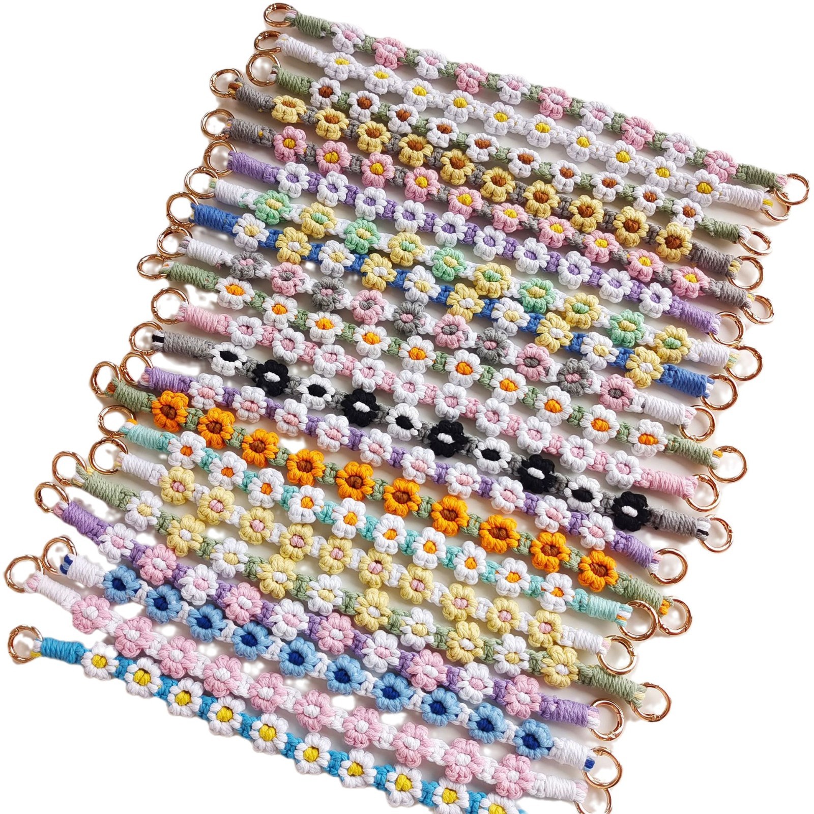 Amazon's best-selling hand-woven Daisy Bohemian portable 40oz water cup with a sports cup handle Item Picture