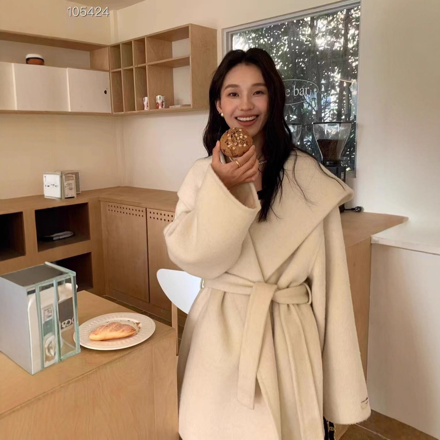 羊毛大衣女2025冬季新款高级感气质系带宽松赫本风双面毛呢外套