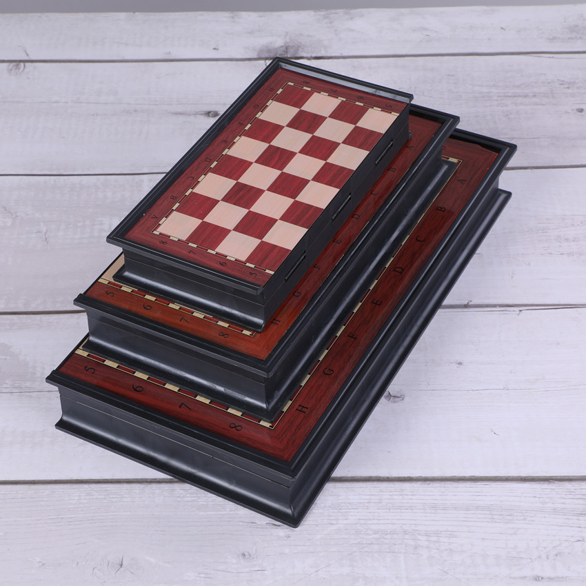 Plastic magnetic chess children's competition special folding color box game chess intelligence portable children's intelligence details Picture