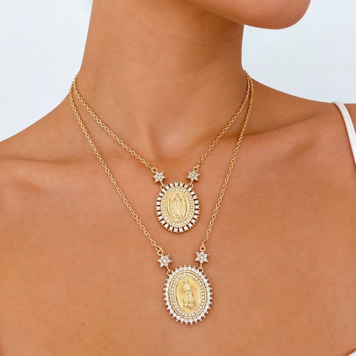 New 18K zircon Virgin Mary Guadalupe pendant necklace for women, a light luxury and niche accessory batch details Picture