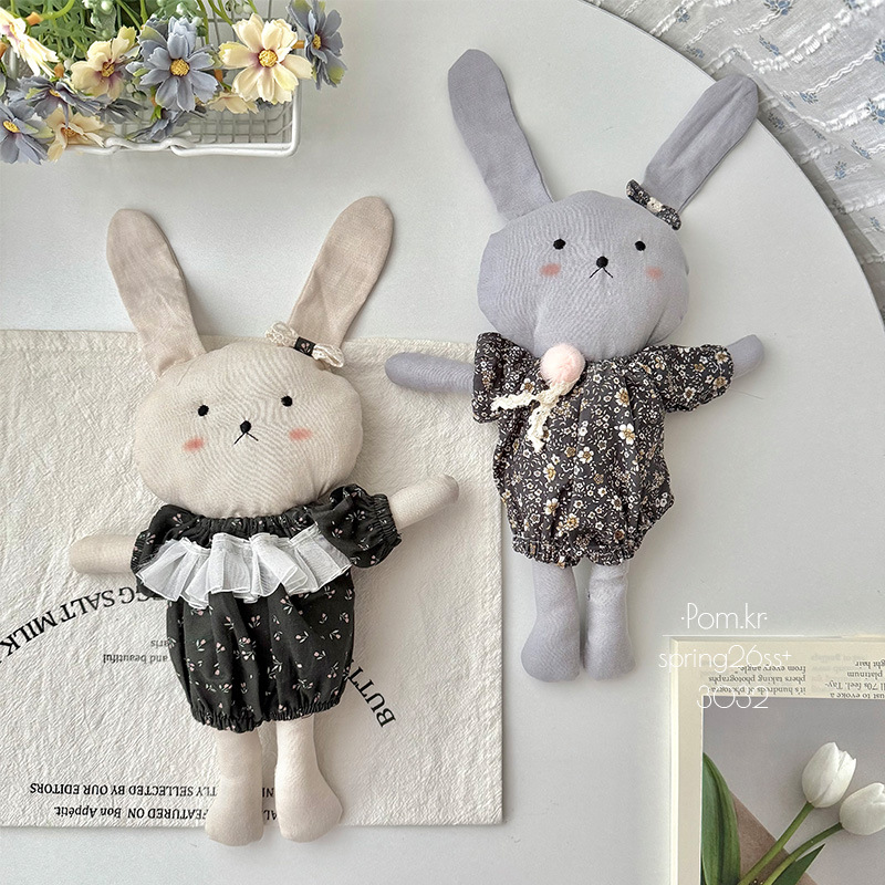 Korean version of ins fabric floral dress, rabbit doll, children's soothing doll, cute cotton and linen bedside decoration item Specification image