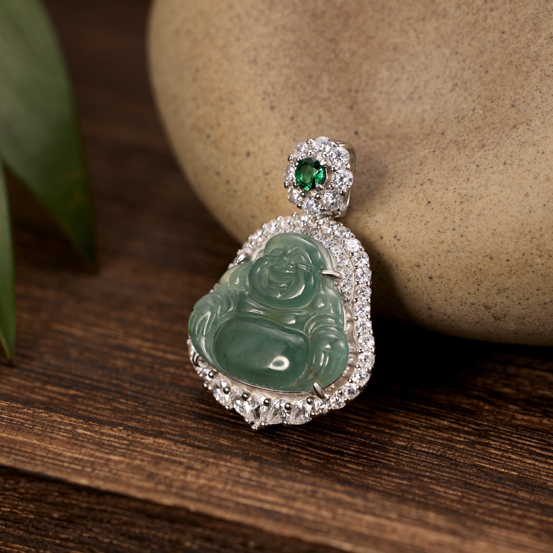 S925 sterling silver hazardous material natural jadeite big-bellied Buddha necklace, female zircon inlaid with high-quality jadeite Buddha pendant Specification image