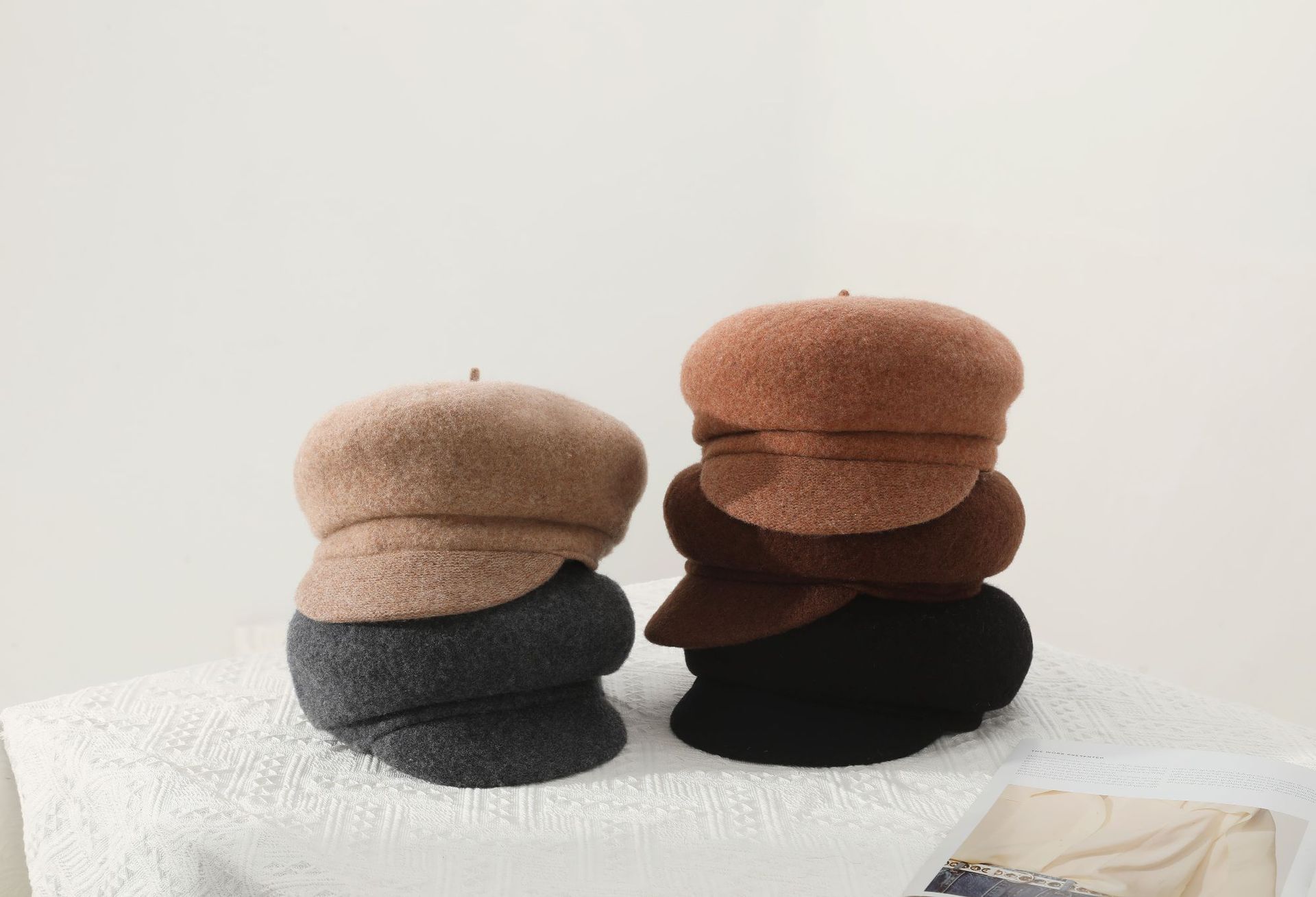 Designer all-wool newsboy cap for women, asymmetrical painter cap for autumn and winter, British style, versatile beret