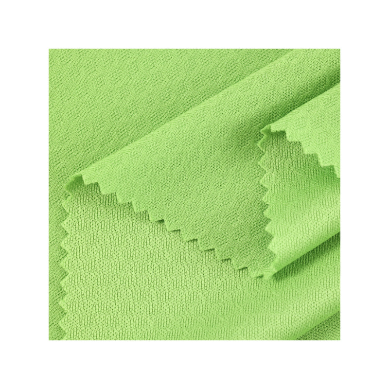 The green knitted fabric with diamond-shaped checkered texture is warm, breathable, soft and comfortable for the new autumn and winter collection Item Picture
