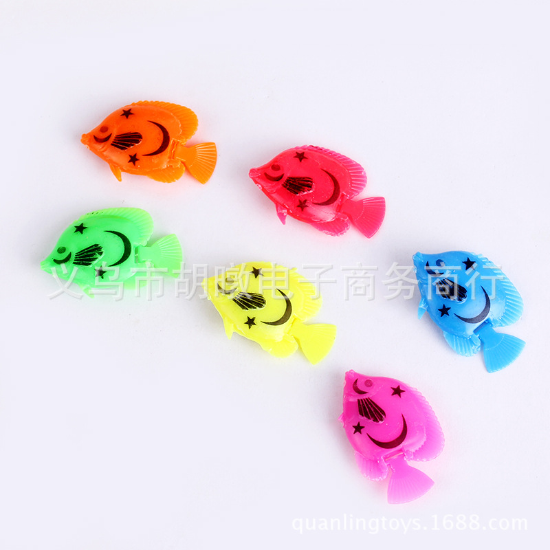 Simulated fish water ball fish tank decoration suspended on the water surface gashapon accessories colorful plastic 4.5CM ornamental floating fish details Picture