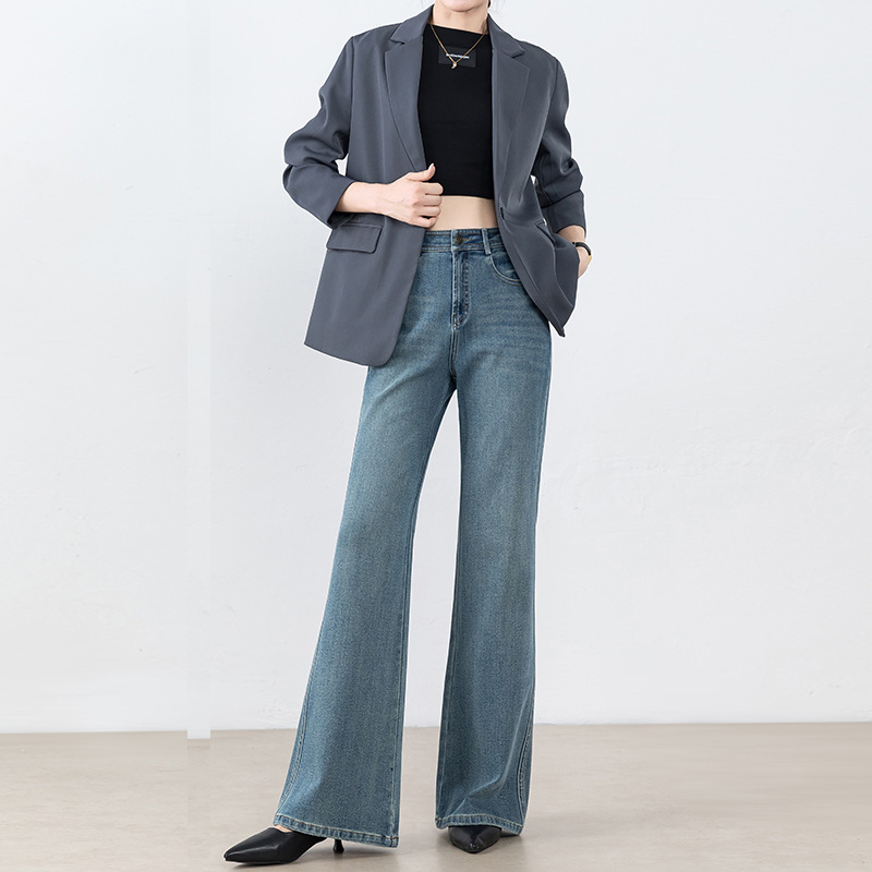 不贴腿直筒微喇牛仔裤女2025秋季显瘦喇叭裤高腰天丝四面弹拖地裤