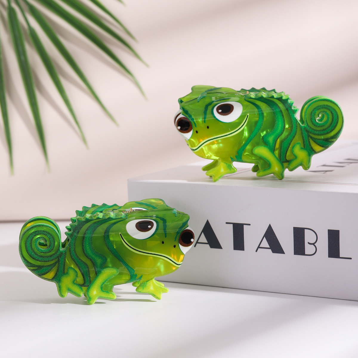 创意可爱蜥蜴抓夹个性马尾夹有趣动物发夹后脑勺盘发鲨鱼夹发饰