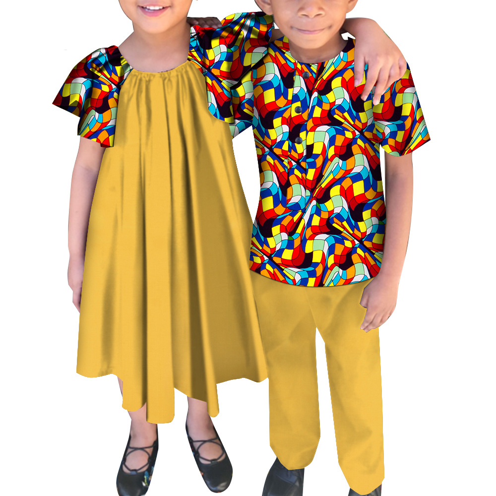 儿童服装 蓝紫图案童装 男孩女孩连衣裙套装春夏款产品图