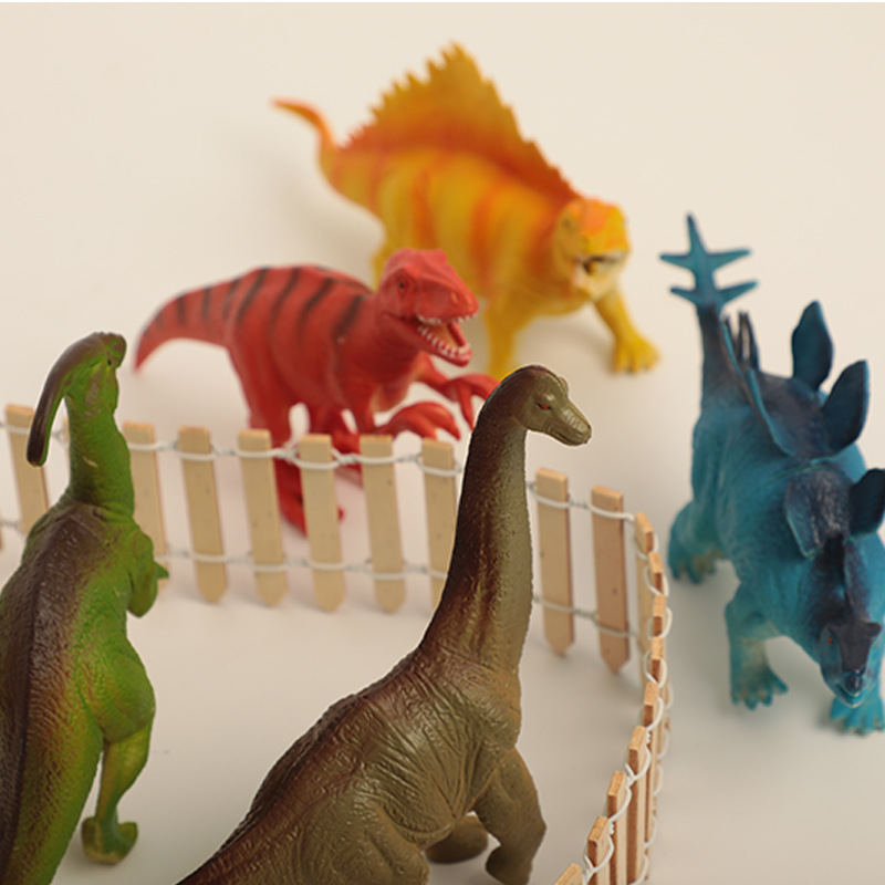 恐龙玩具实物图