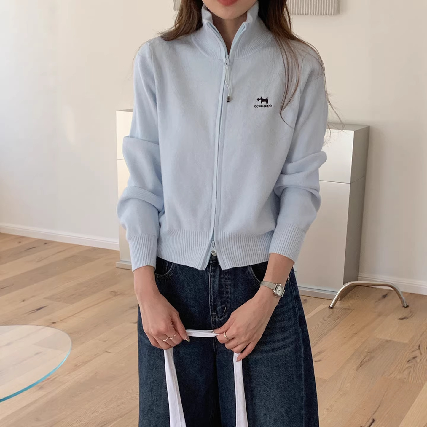 Spring's new women's fashion and casual wear: light, breathable, loose cut, multiple colors to choose from, Korean-style stand-up collar sweaters