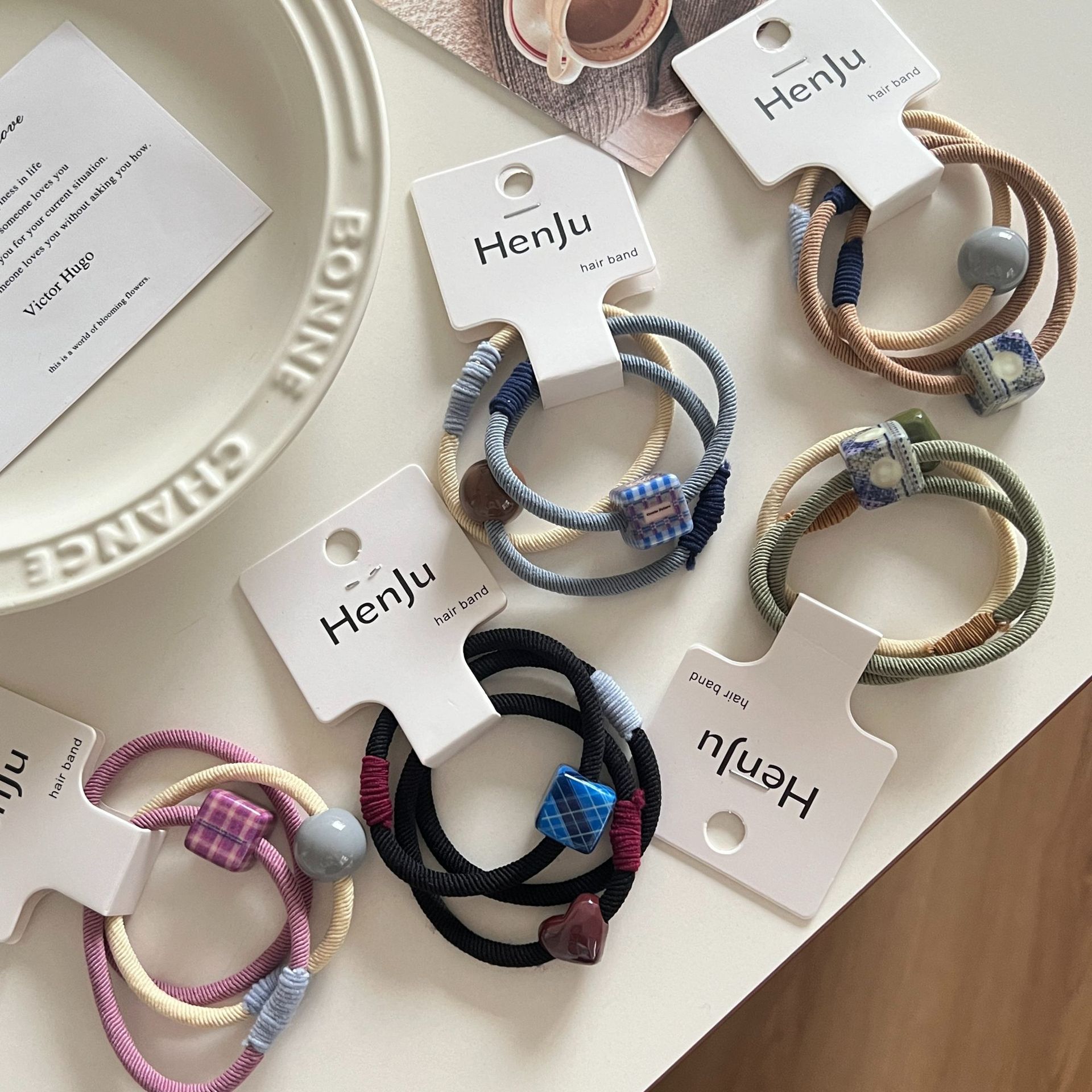 3-piece set ~ Beautiful checkered new ponytail hair tie headband, retro hair accessory, hair tie, Korean ins leather band headband details Picture
