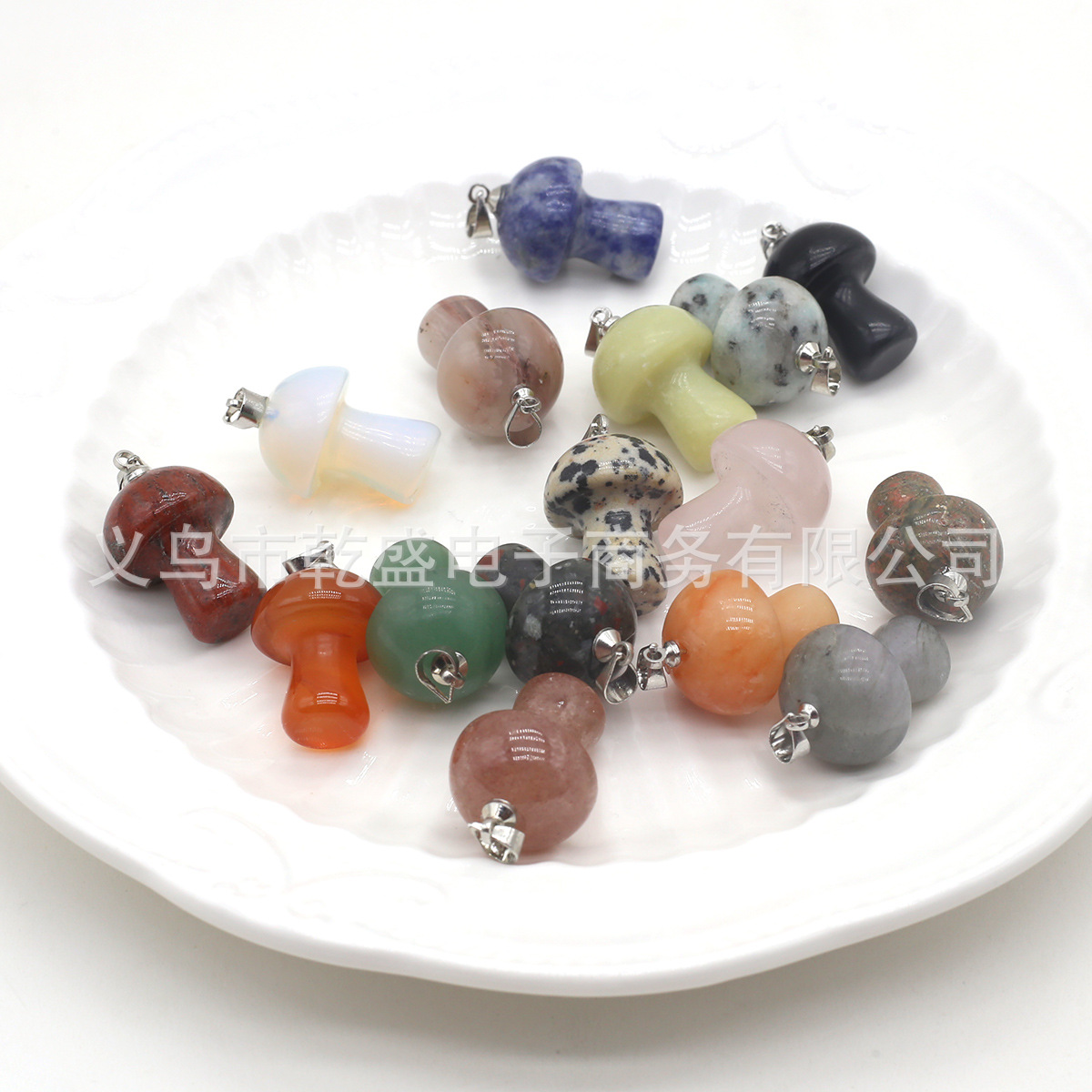 Cross-border best-selling natural stone mini mushroom pendants, simple hanging pieces, unisex DIY jewelry accessories wholesale details Picture