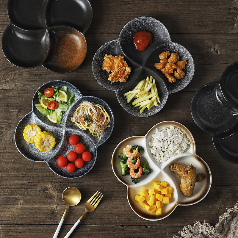 Four-compartment plate for fat reduction and quantification, household four-compartment ceramic tableware, fruit plate, breakfast plate, saucer Application Scenario
