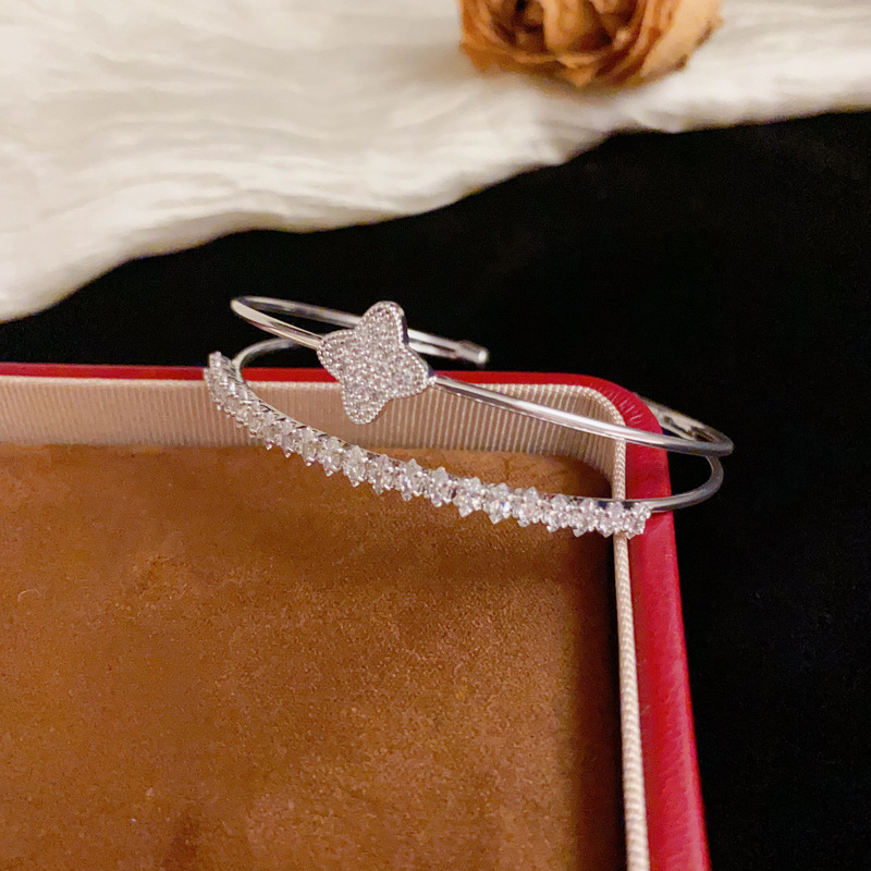 European and American personalized and fashionable cross-border full diamond four-leaf flower double-layer open bracelet, versatile and stylish design sense jewelry wholesale details Picture