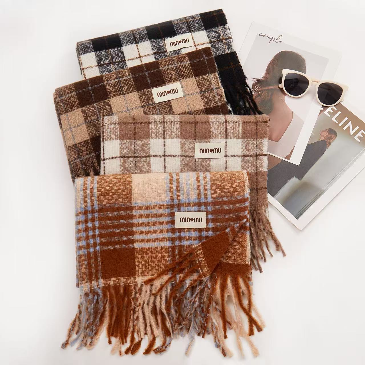 One-piece delivery of new autumn and winter men's and women's checked scarves, Maillard faux cashmere old money style shawls, high-end and warm fringed scarves, wholesale from street stalls Specification image