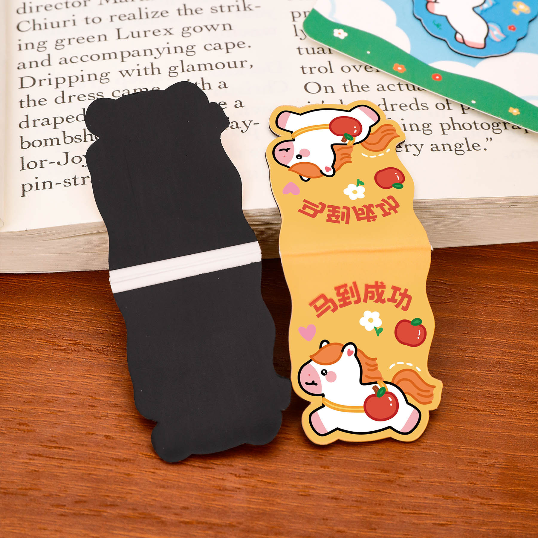 The Year of the Horse magnetic bookmark, cute magnetic page holder, student creative stationery, New Year small gift, Little Horse magnetic bookmark Application Scenario