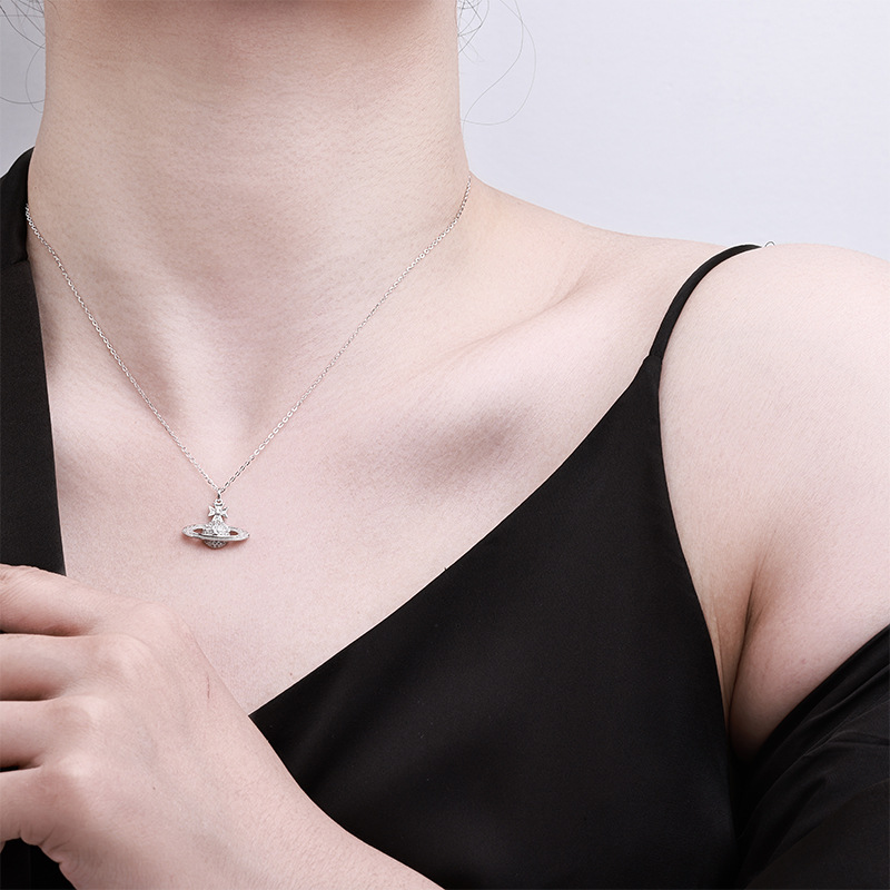 S925纯银西太后平面彩钻大土星项链薇薇安经典时尚星球锁骨链批发