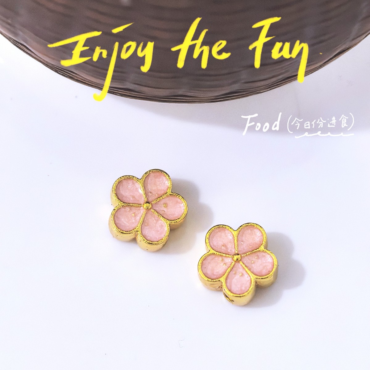 双面滴油直孔珠五瓣花diy配件手链多巴胺串珠手机链散珠批发产品图