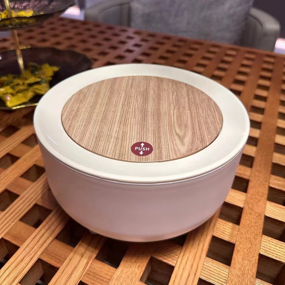 桌面垃圾桶家用带盖木纹迷你垃圾收纳盒卧室餐桌客厅小号纸篓跨境