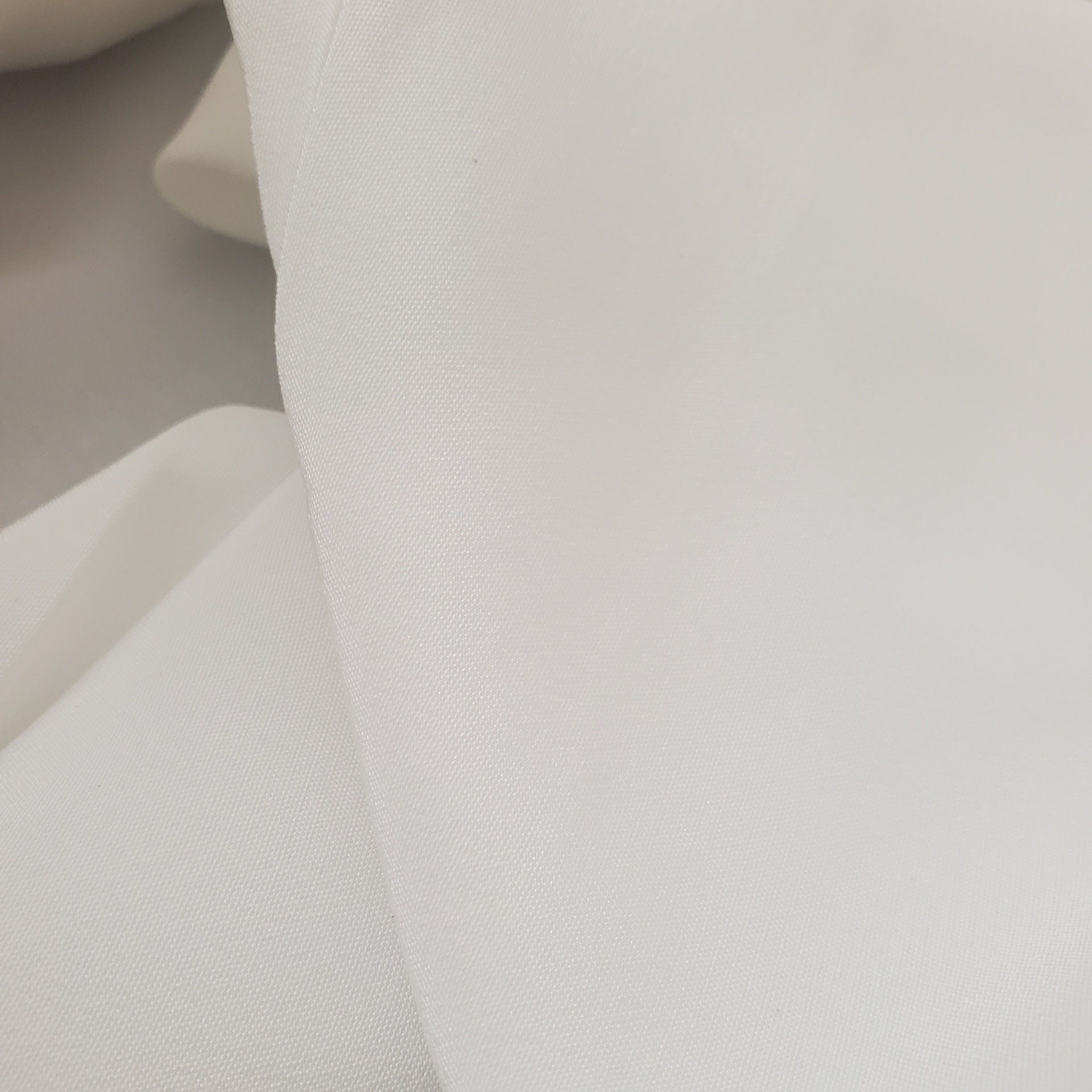 White silk crepe fabric, crepe fabric, crinkled yarn fabric, household cut fabric Specification image