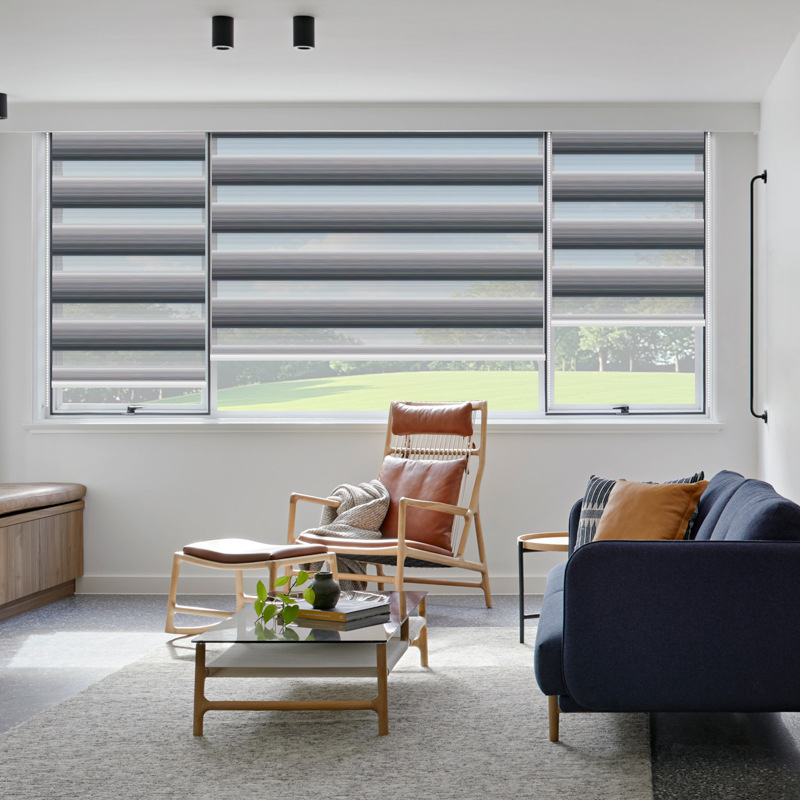 Export roller blinds, European jacquard zebra blinds, soft gauze blinds, blackout Venetian blinds, bathroom lift blinds, finished curtains details Picture