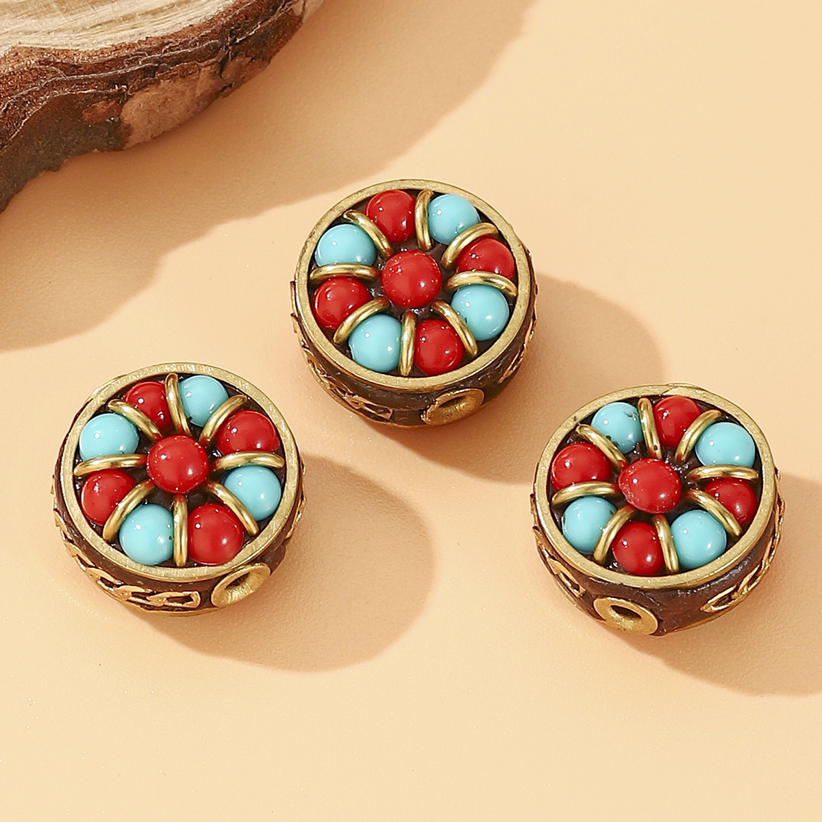 Tibetan-style Nepalese copper beads inlaid with turquoise, retro ethnic style DIY jewelry accessories, bucket beads, waist beads and partition beads details Picture