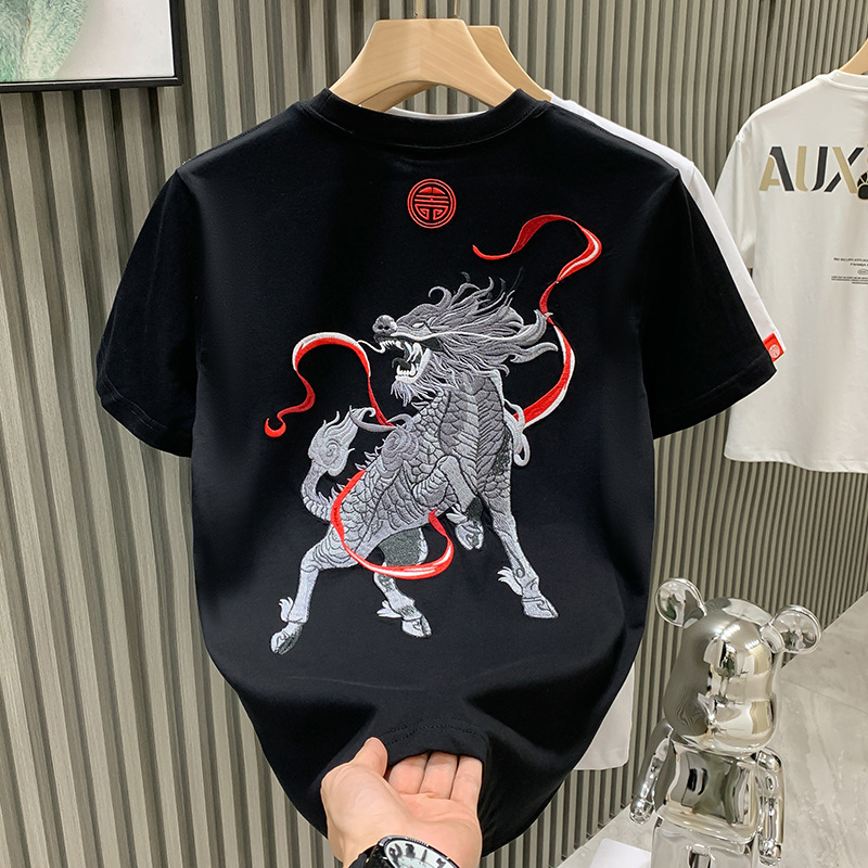 The new short-sleeved T-shirt for men in the summer of 2024 for the European station of the streetwear brand, featuring heavy industry Qilin embroidery, is a half-sleeved shirt for young people Application Scenario