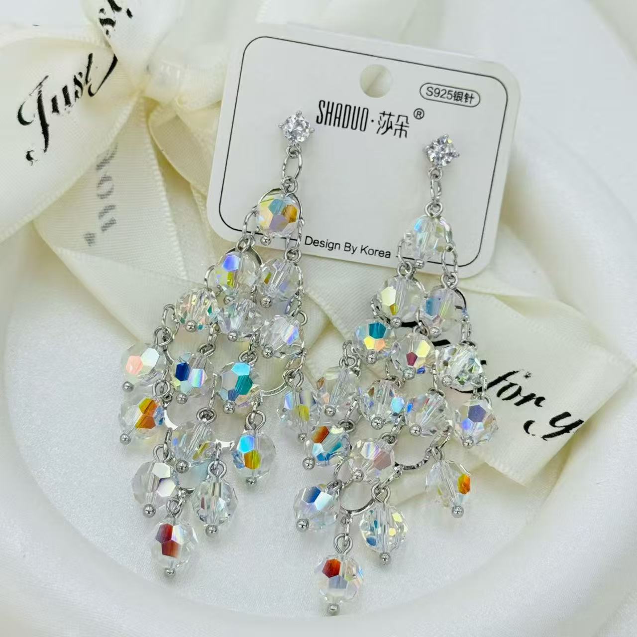 S925 Silver Needle Hua Zi Crystal Tassel Earrings, a new style of Korean-style light luxury high-end fashionable and versatile earrings for women Specification image