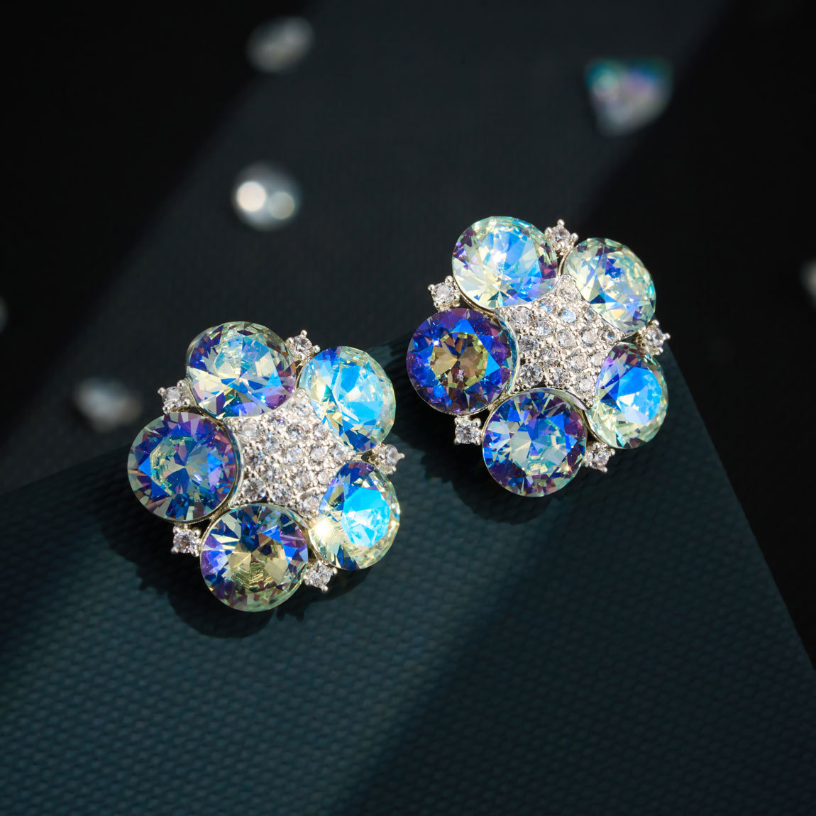 Light luxury high-sparkle five-petal flower stud earrings in copper alloy, slightly inlaid with zirconium colored crystal s925 silver needle high-end women's earrings details Picture