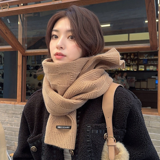 One-piece delivery of solid-color woolen knitted jacquard scarves for autumn and winter, small chanel-style Korean men's and women's outdoor warm cross-border wholesale, street stall wholesale Specification image