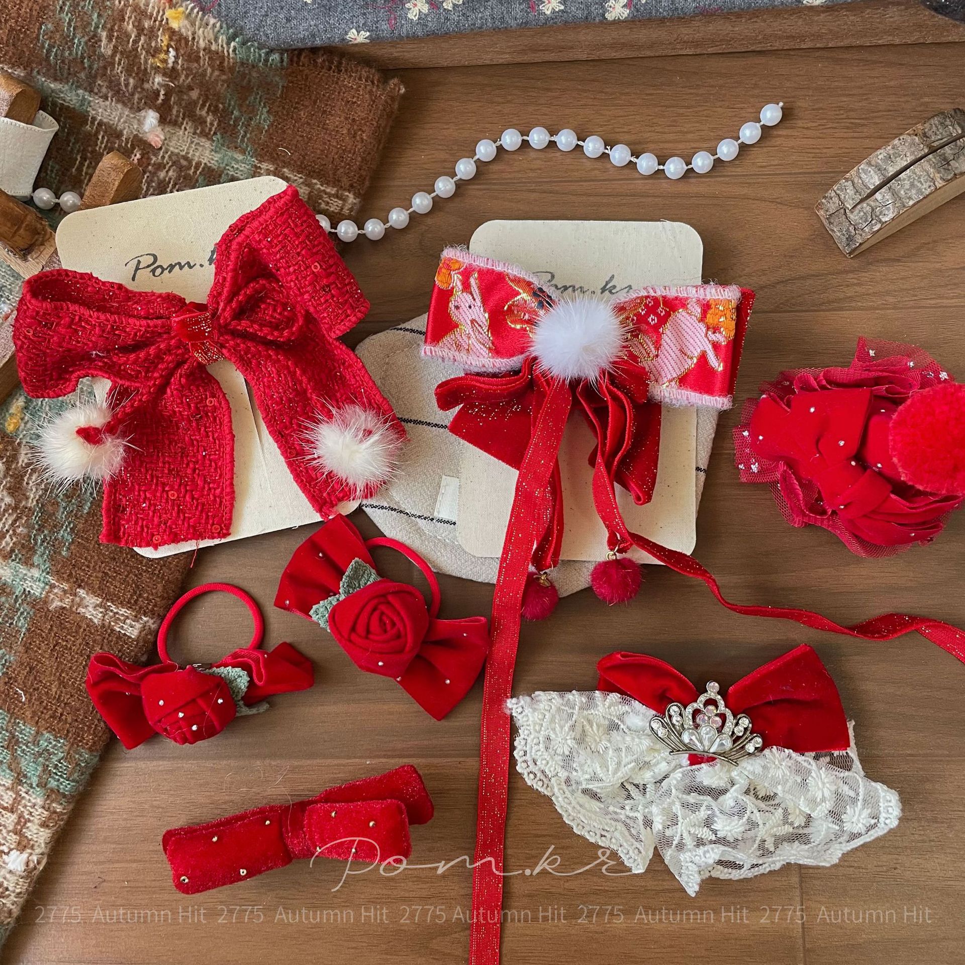 Korean Pom.kr red velvet hair clip set, New Year and Christmas children's bow hair accessory, side bangs clip Specification image