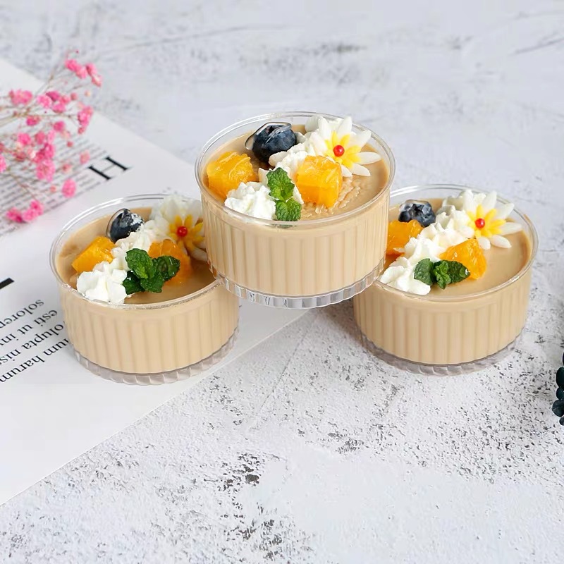 Disposable dessert cups, transparent striped cups, mousse cups, wooden shavings with LIDS, creative jelly pudding dessert Internet celebrity cups Application Scenario