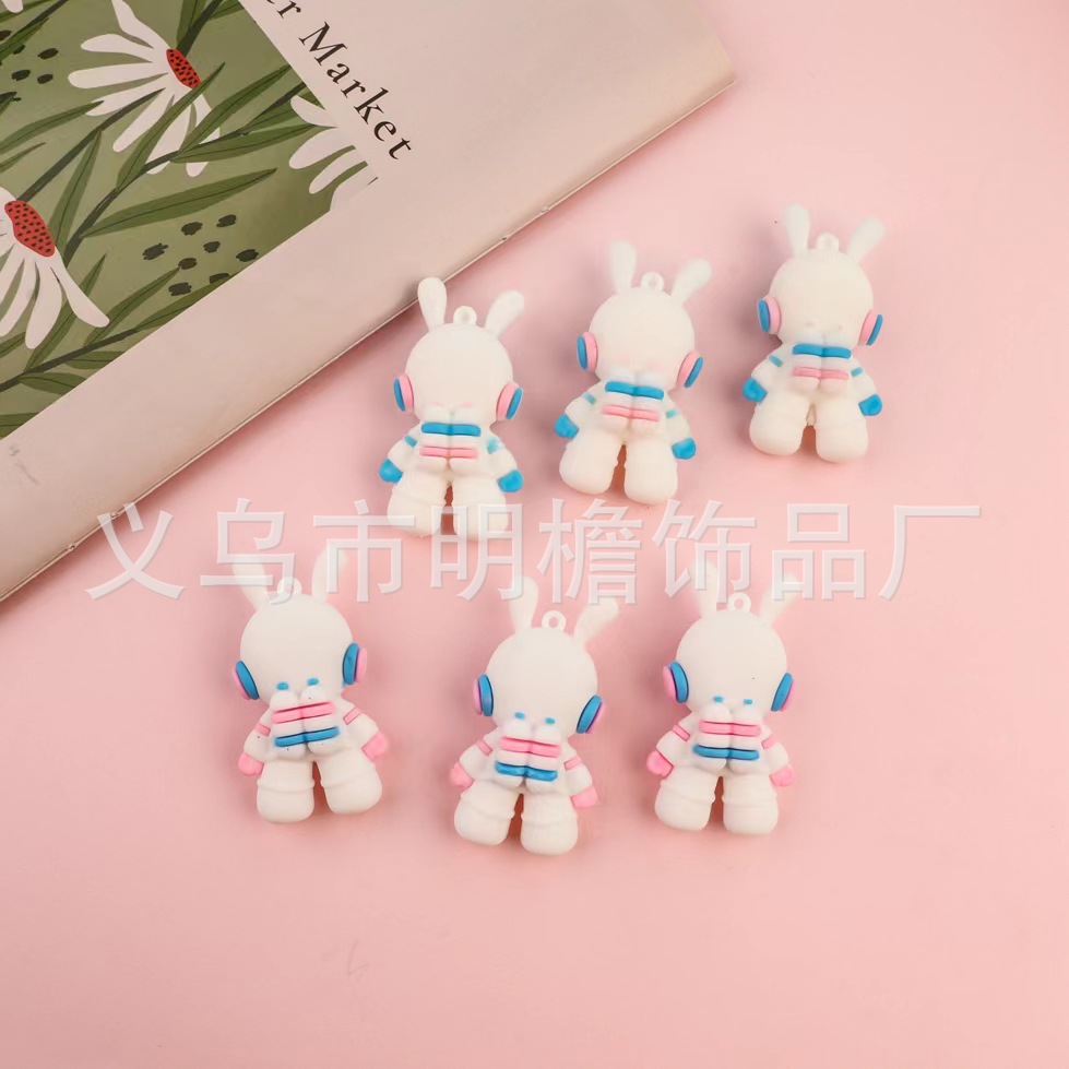 钥匙扣/卡通钥匙扣挂件/钥匙扣公仔挂件/流沙入油玩具/宋锦小马挂件细节图
