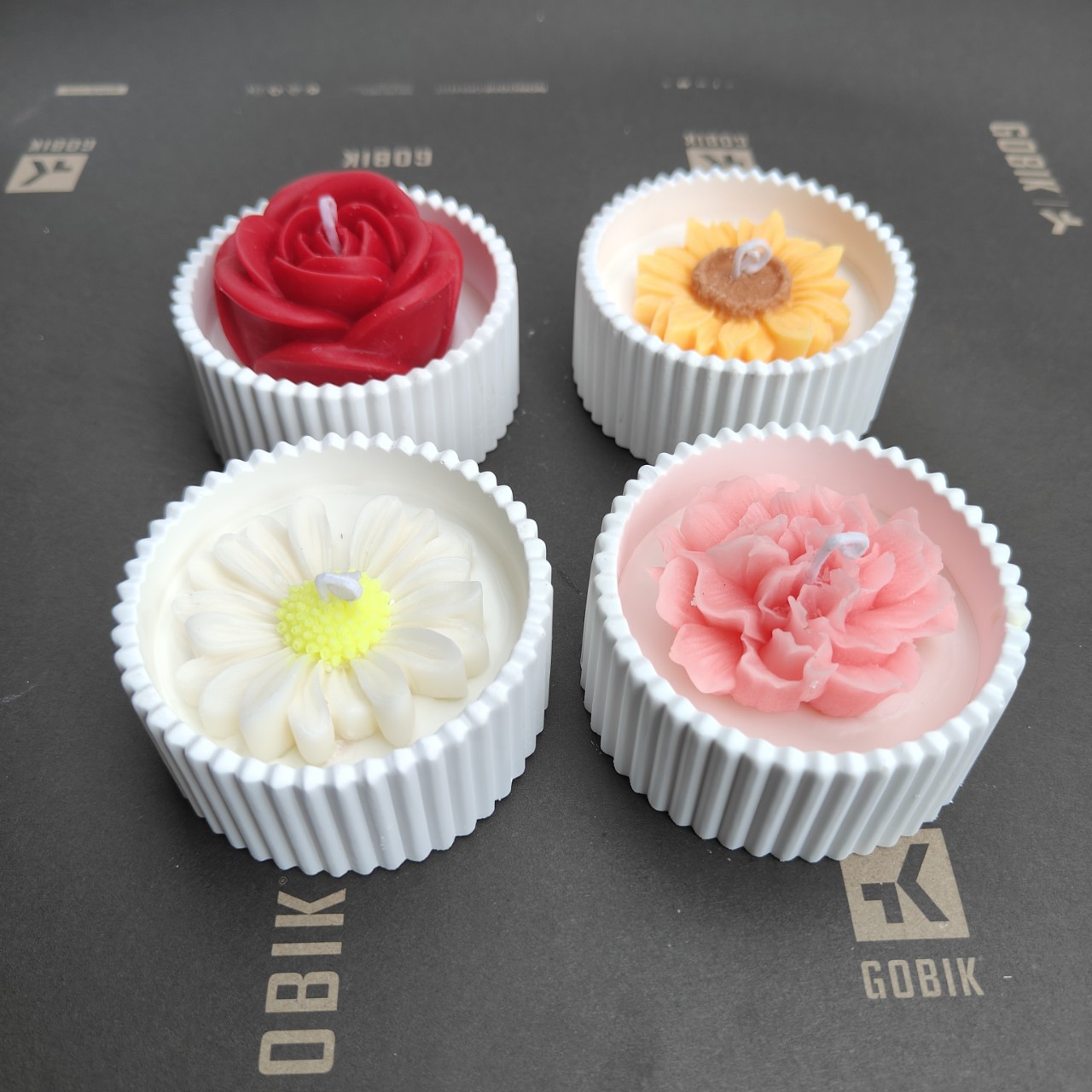 杯蜡香薰蜡烛生日礼物节日伴手礼卧室清新摆件批发跨境香氛玫瑰花