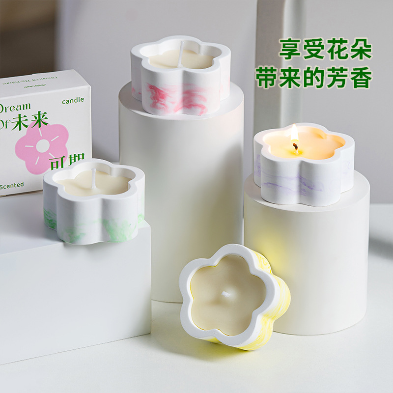 跨境香薰蜡烛批发可爱创意香氛大豆蜡摆件无烟手工氛围感伴手礼物