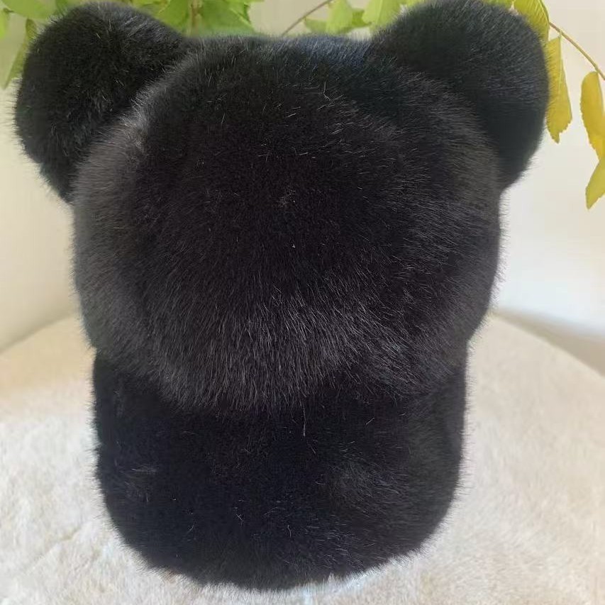 A cute winter cap with mink fur and panda ears, a large brim that makes the face look smaller, warm and fluffy ear-protecting cap Application Scenario