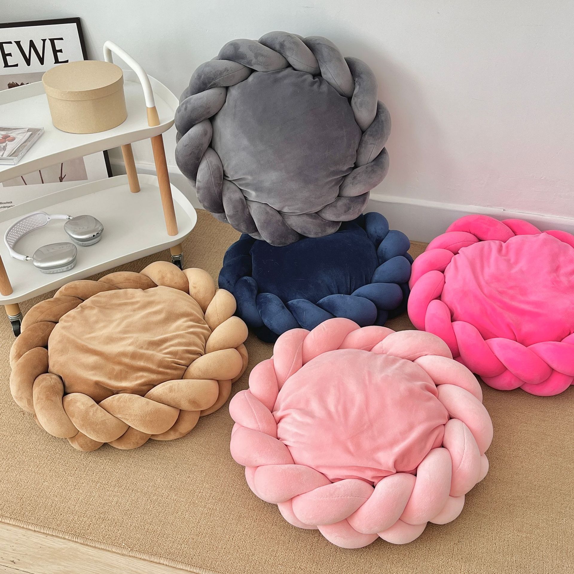 新款DIY手工编织猫窝狗窝亚马逊创意机洗圆形通用高端狗床宠物窝