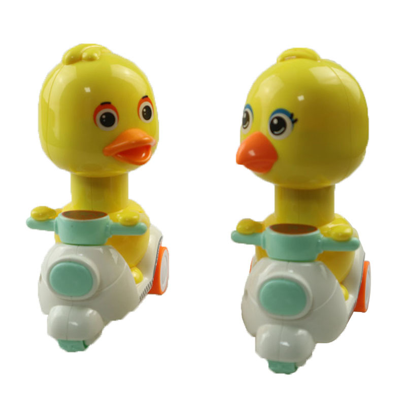 电动玩具车/电动万向玩具/玩具车/遥控玩具车可乘坐/男孩玩具车白底实物图