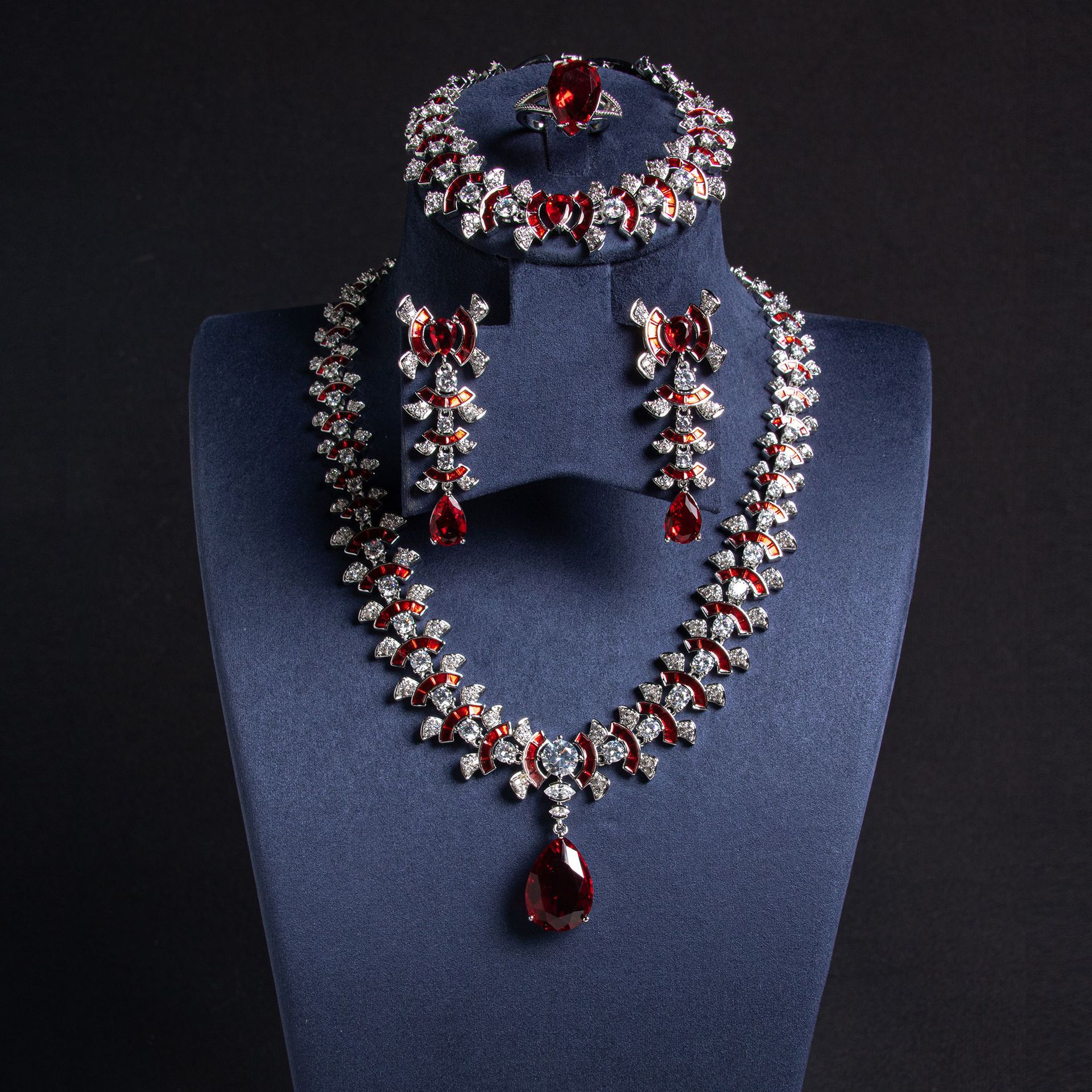European and American cross-border high-end custom jewelry necklace, earrings, ring, bracelet four-piece set, luxurious and versatile jewelry for banquets, women details Picture