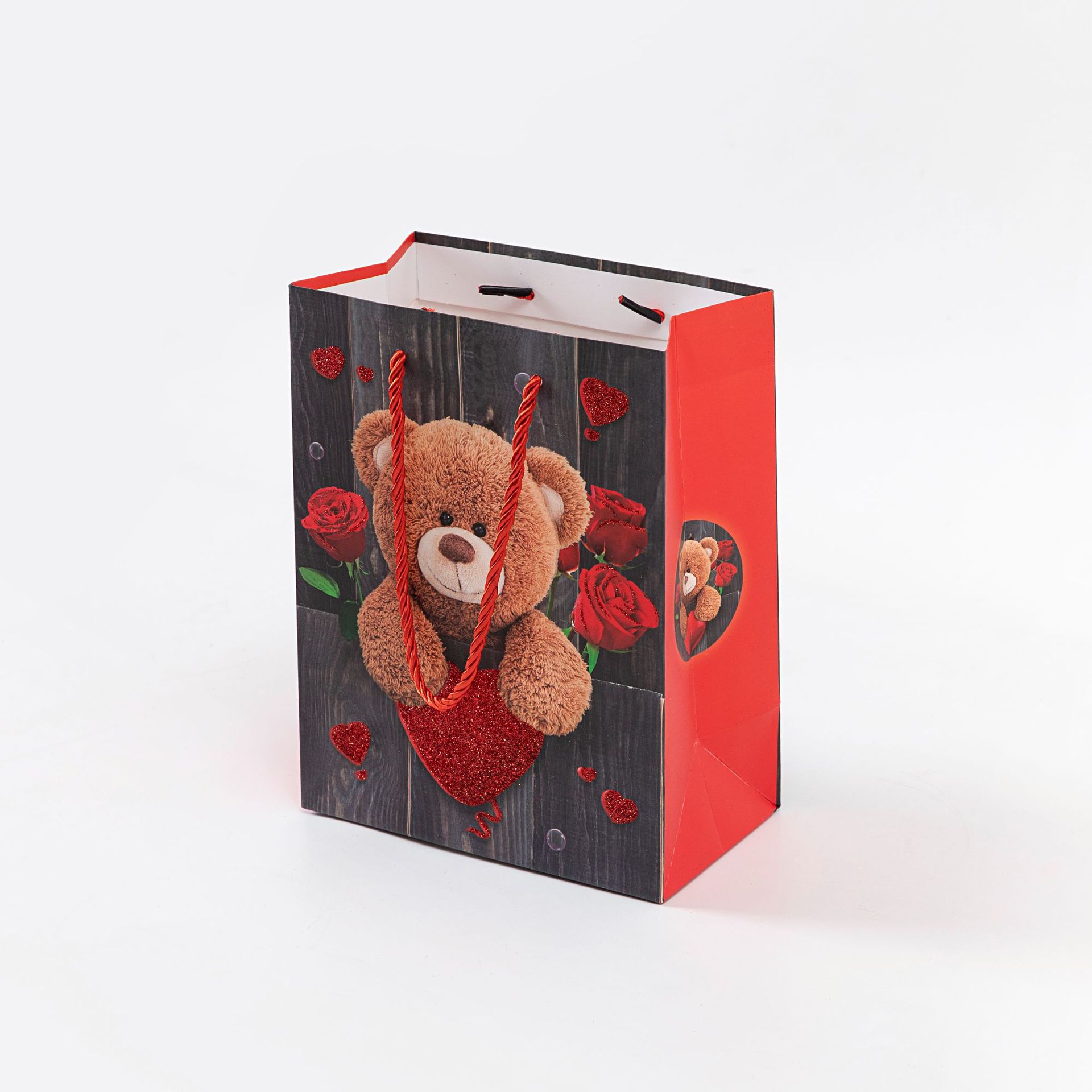 For the Qixi Festival, white card gift bags, rose embossed red gold packaging paper bags, heart-shaped plush toys, gift shopping bags, accessories, hand-held bags, and gift packaging Application Scenario