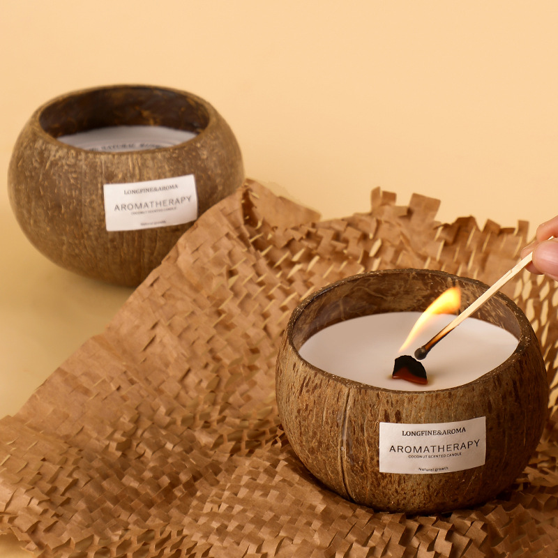 Coconut shell scented candles create an atmosphere in the bedroom, creative scented birthday candles, and soy wax scented souvenirs Application Scenario